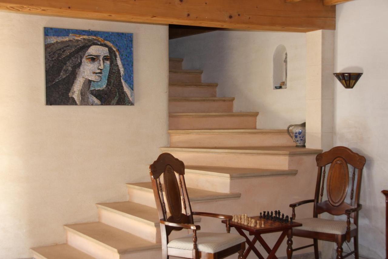 Le Pelerin Bed & Breakfast Montsegur Exterior photo
