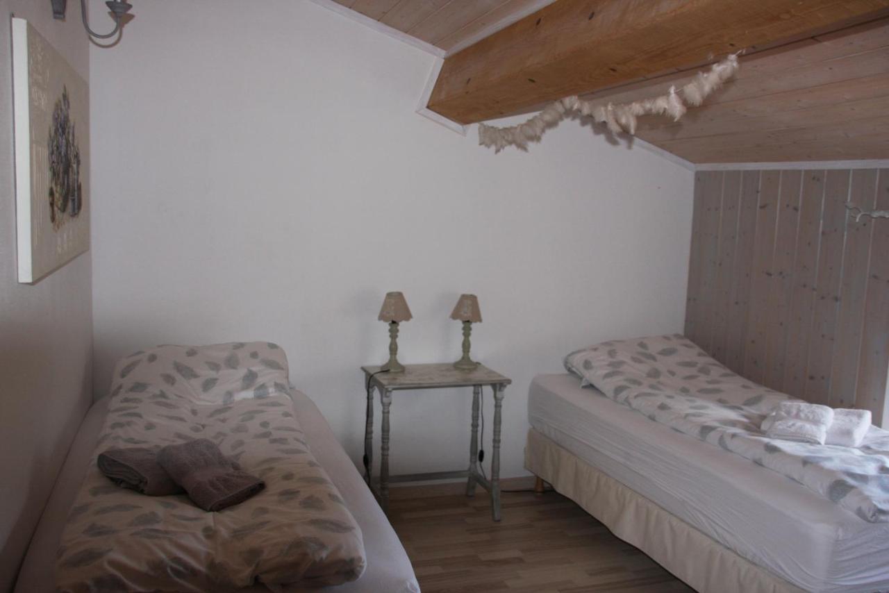 Le Pelerin Bed & Breakfast Montsegur Exterior photo